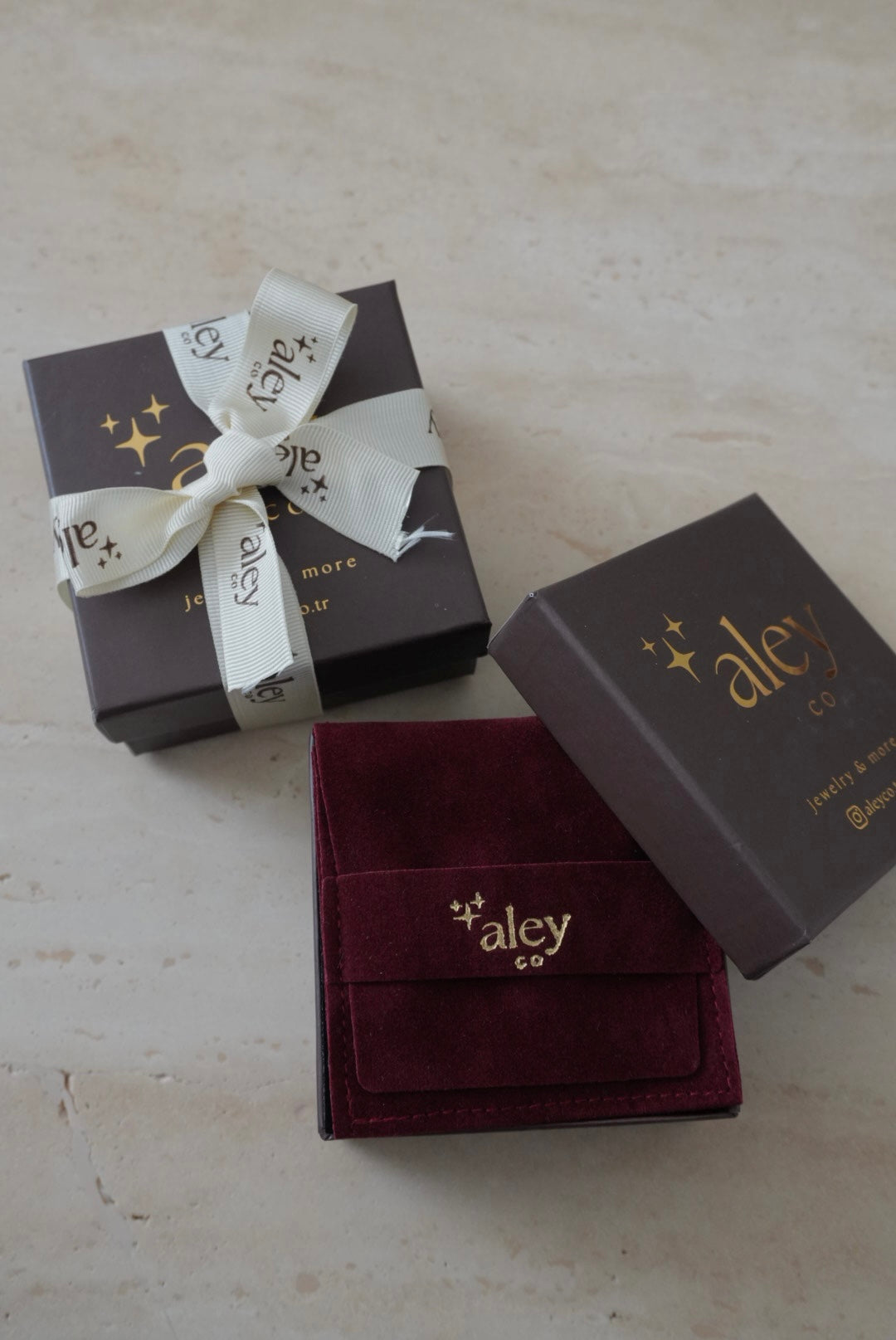 Süet Keseli Özel Hediye Paketi