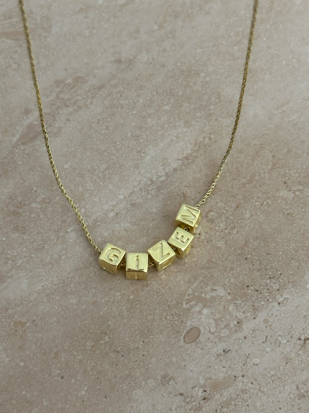 925 | Küp Harf İsim Kolye