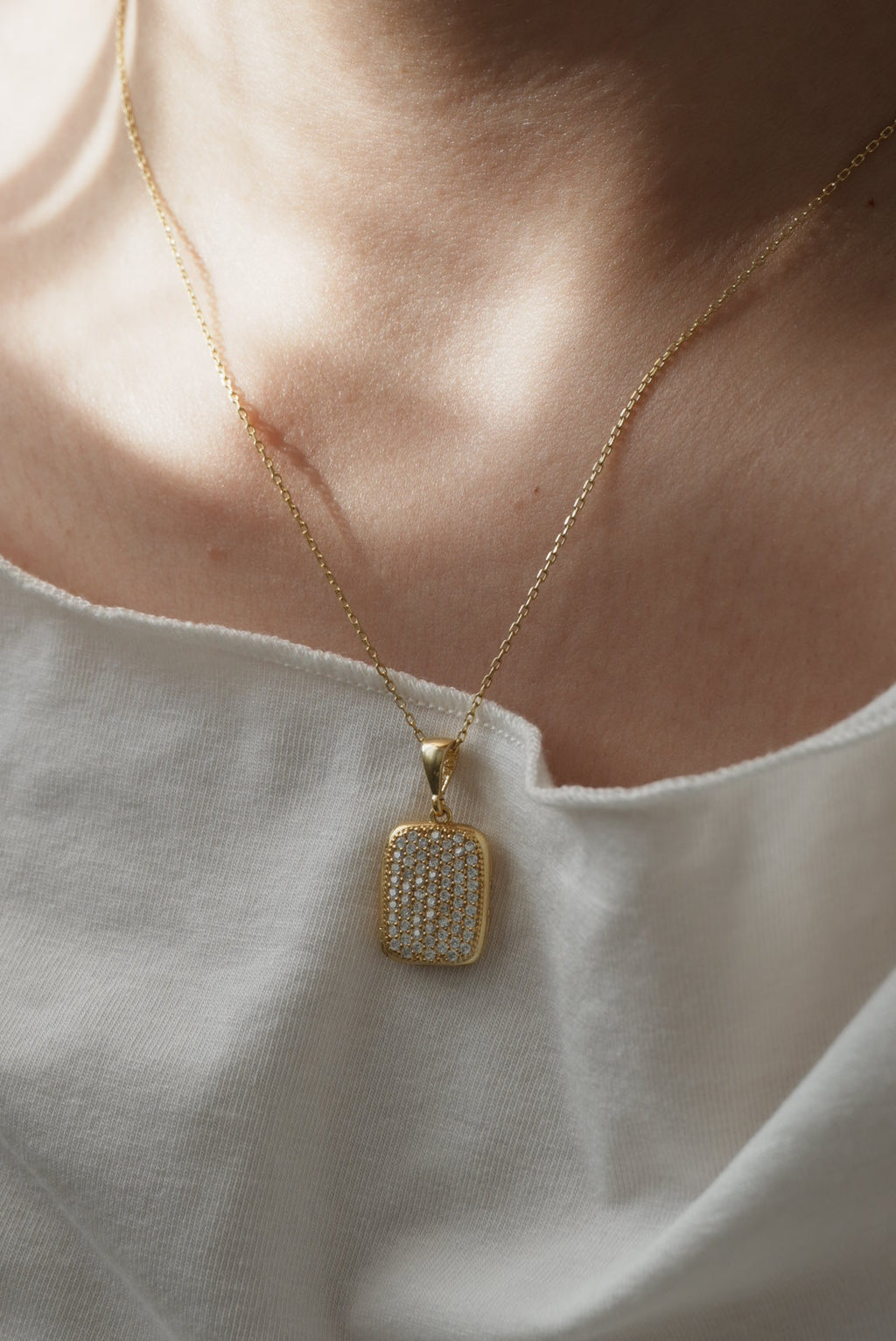 925 | Taşlı Kapaklı Kolye