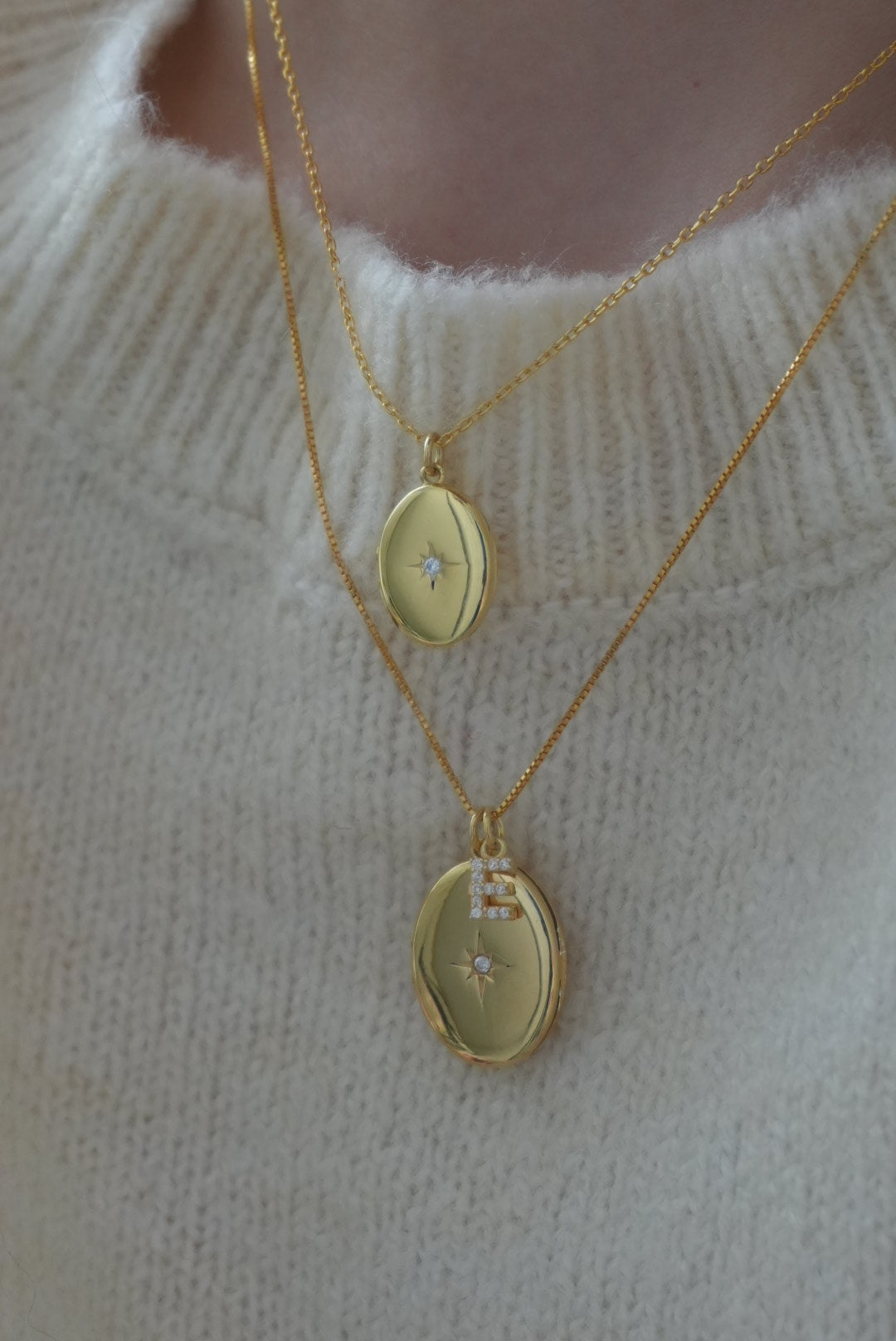 925 | Kuzey Yıldızlı Oval Fotoğralı Kolye