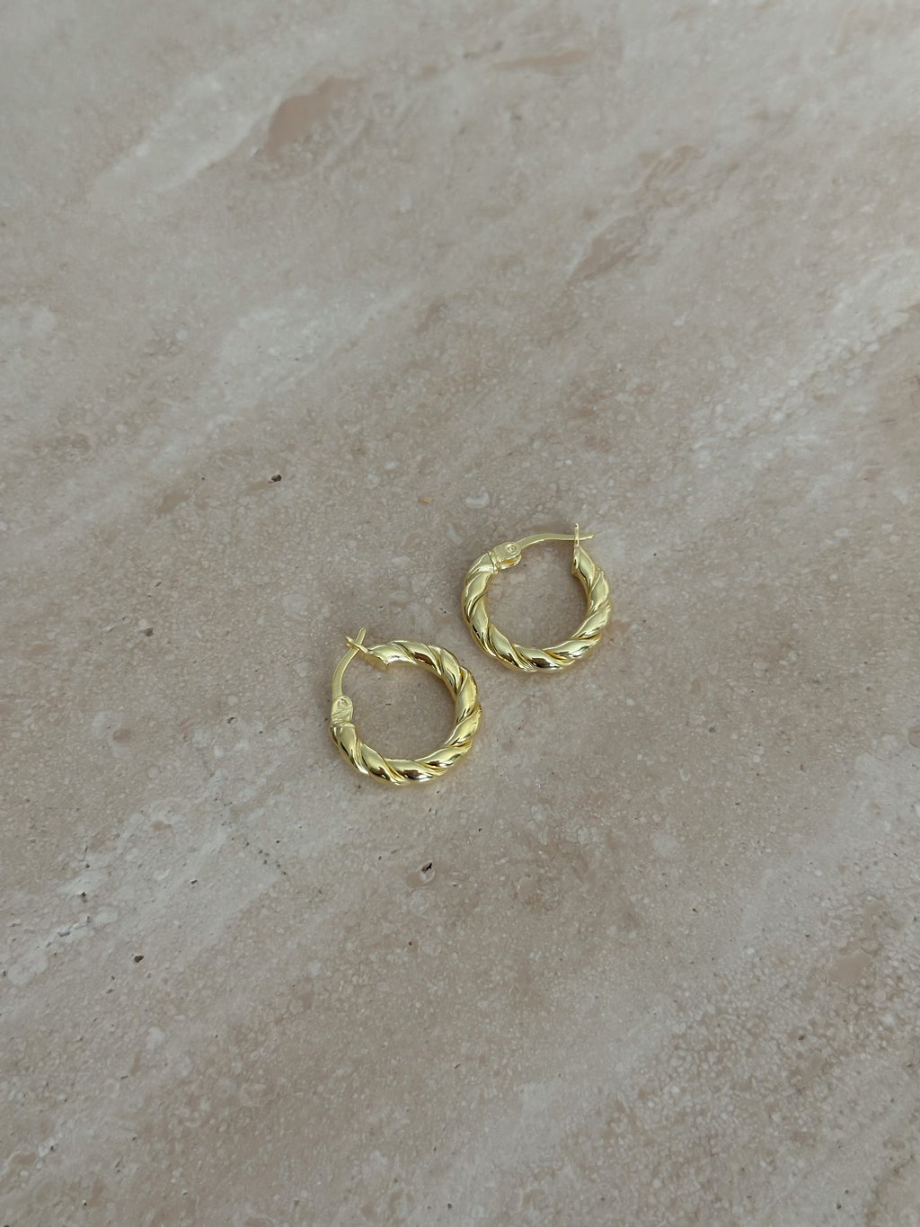 925 | Klasik Burgu Halka Küpe