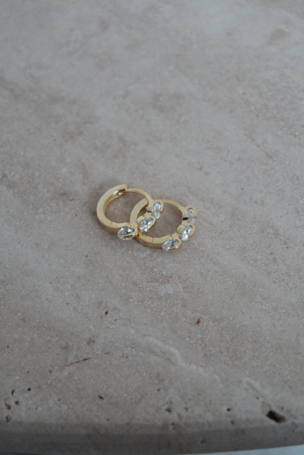 925 | 3 Taşlı Minimal Küpe