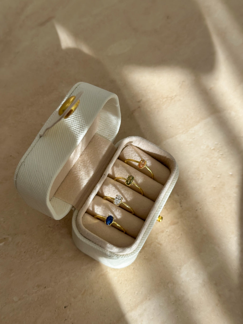 925 | Mini Oval Taşlı Serçe Parmak Yüzüğü