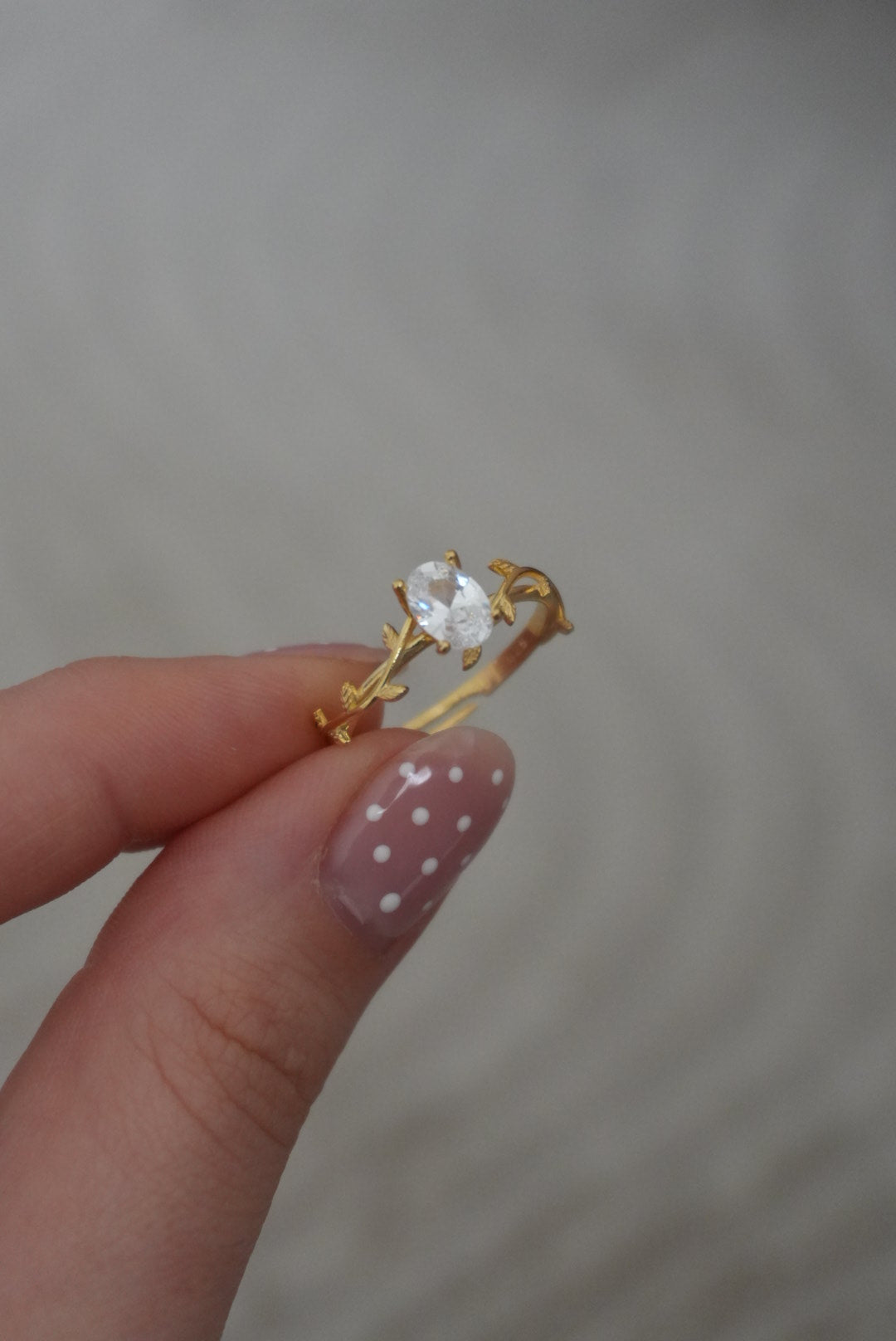 925 | Beyaz Taşlı Sarmaşık Yüzük