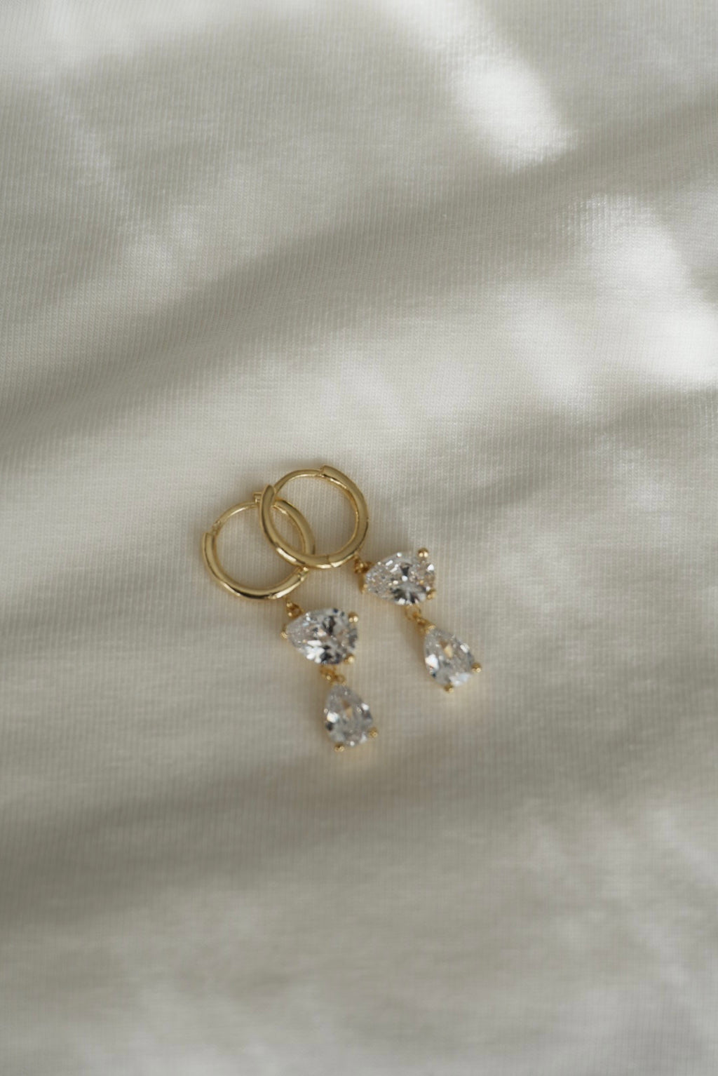 925 | Damla Taşlı Sarkıt Küpe