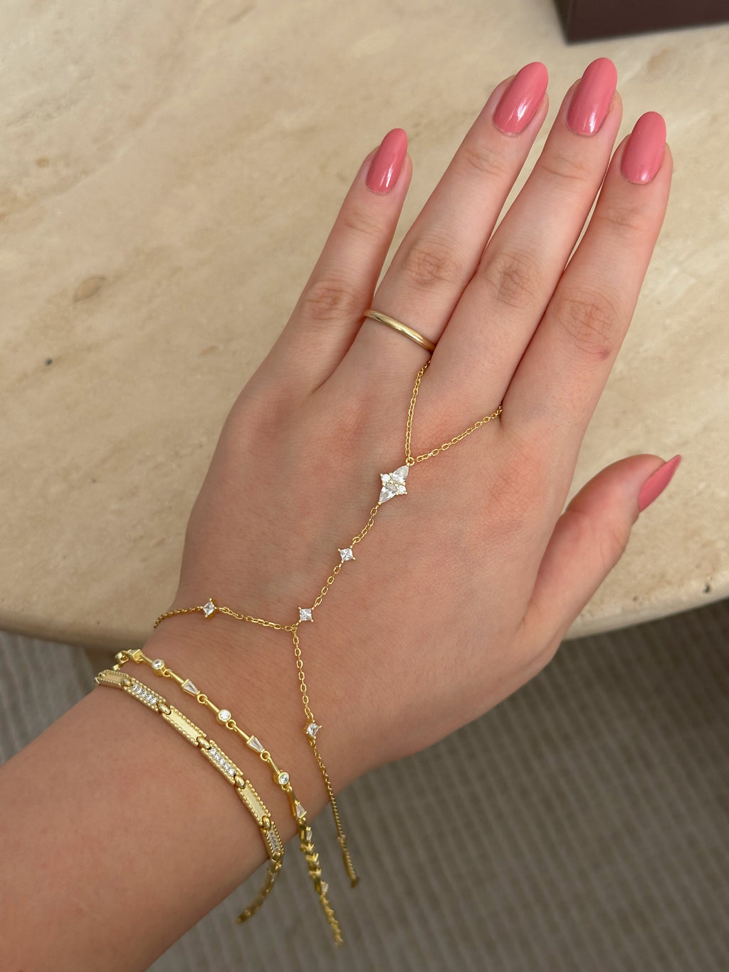 925 | Taşlı Şahmeran