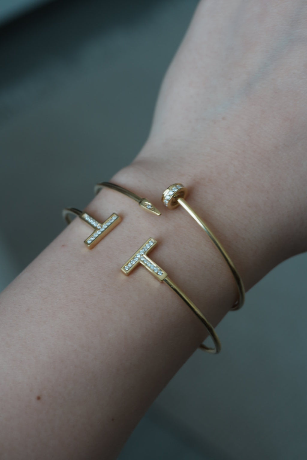 925 | Taşlı T Kelepçe