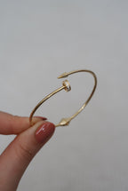 925 | Taşlı Çivi Kelepçe