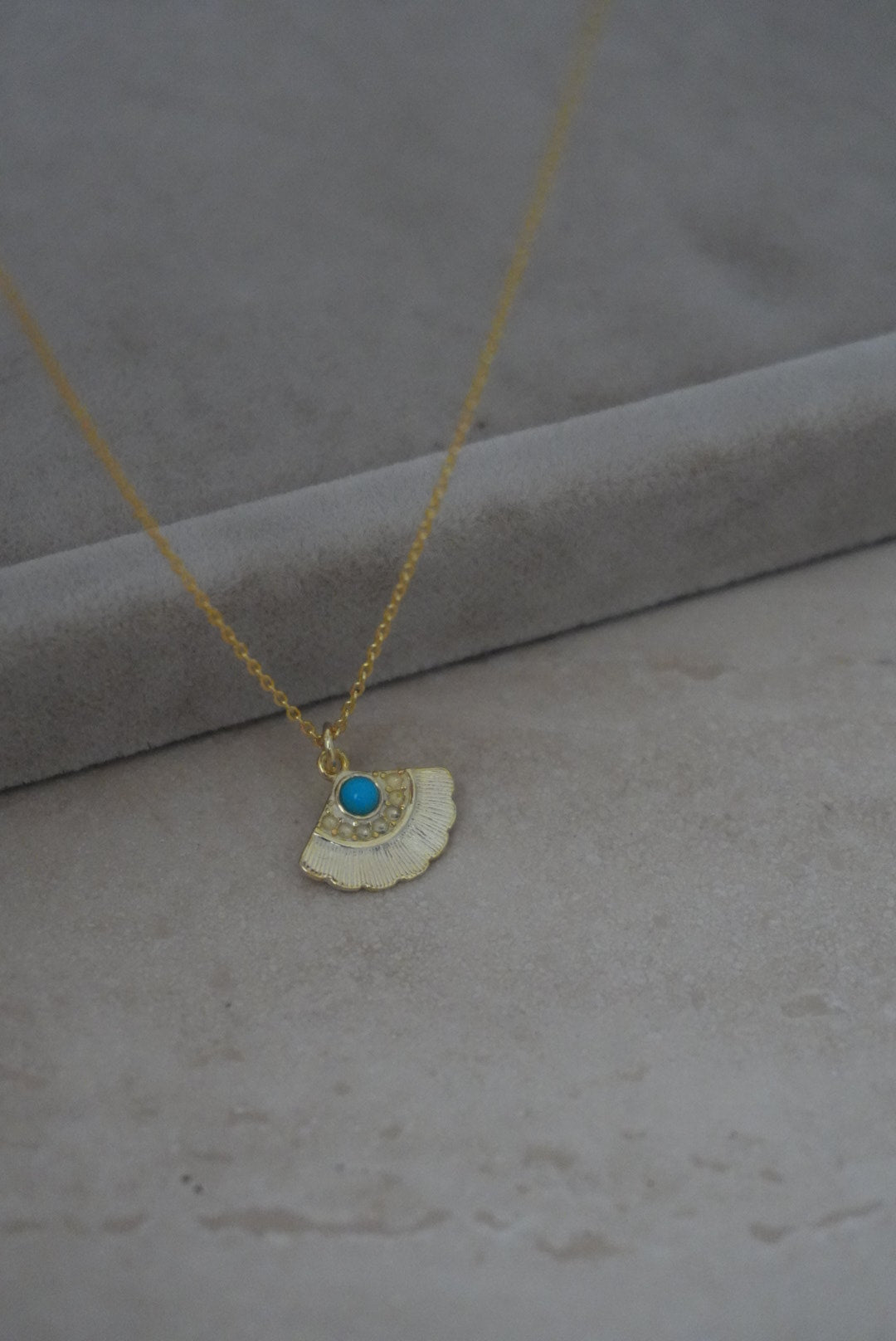 925 | Mavi Taşlı Yelpaze Kolye