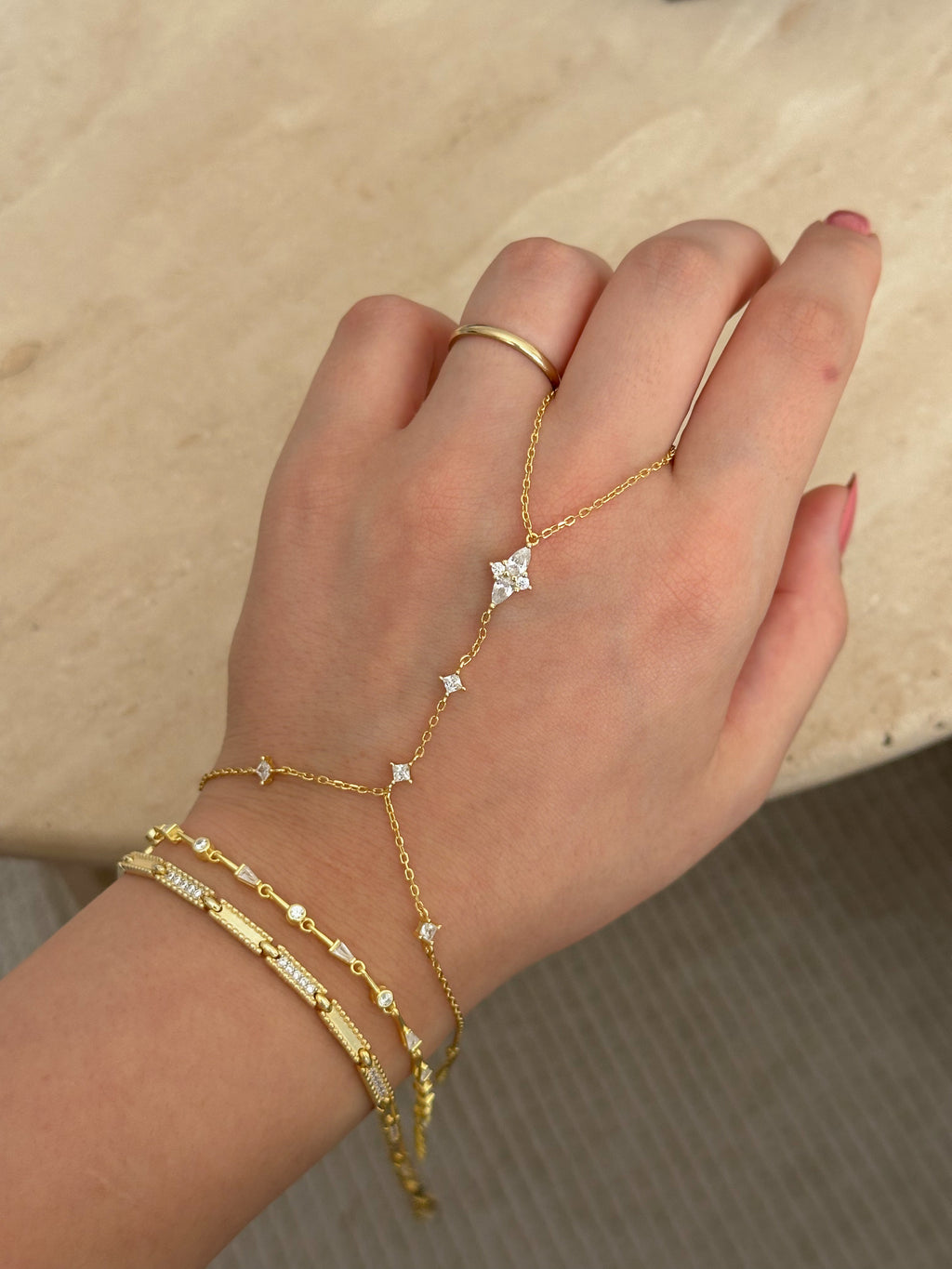 925 | Taşlı Şahmeran