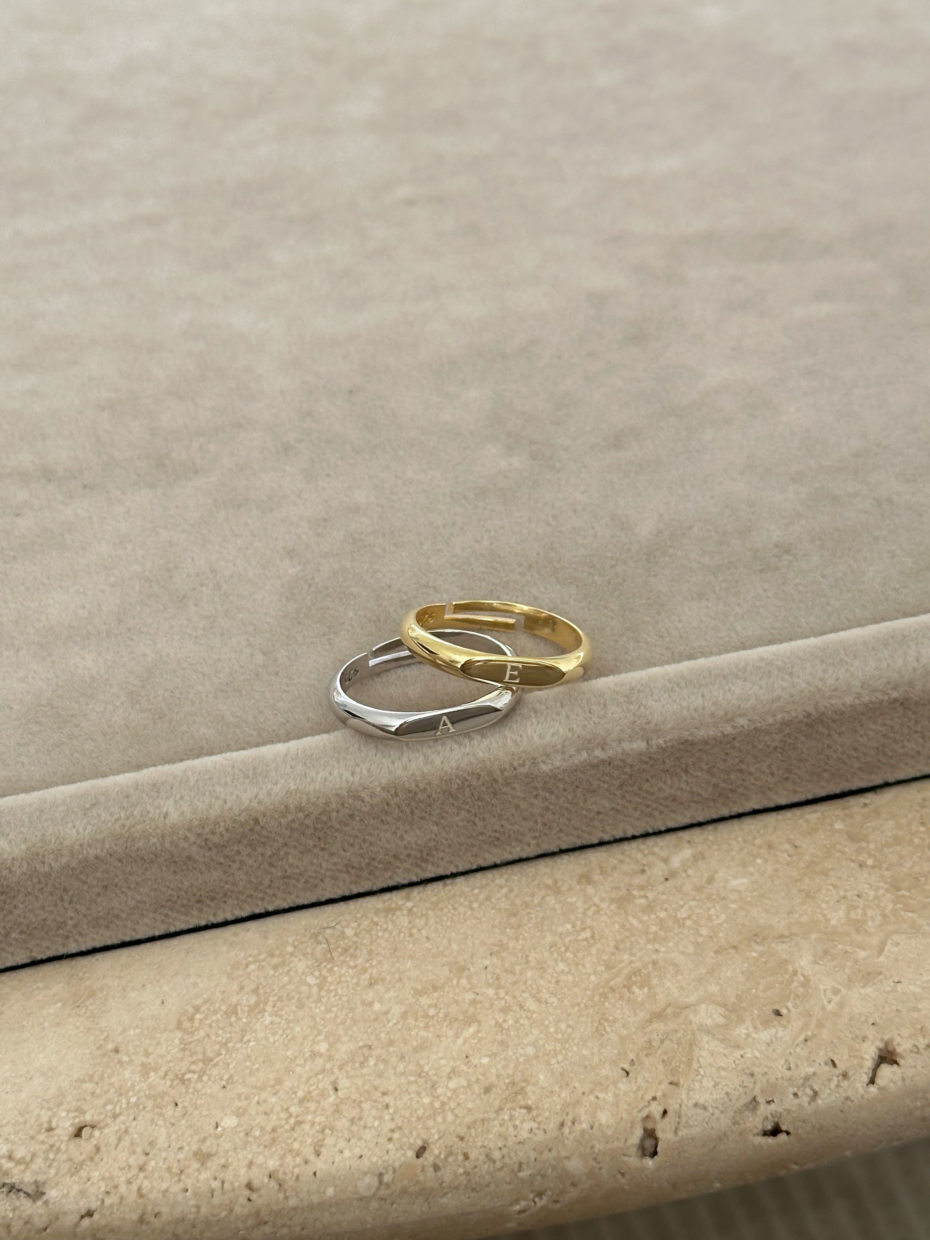 925 | Harfli Minimal Plaka Yüzük