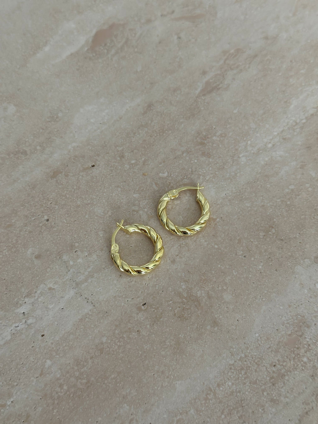 925 | Klasik Burgu Halka Küpe