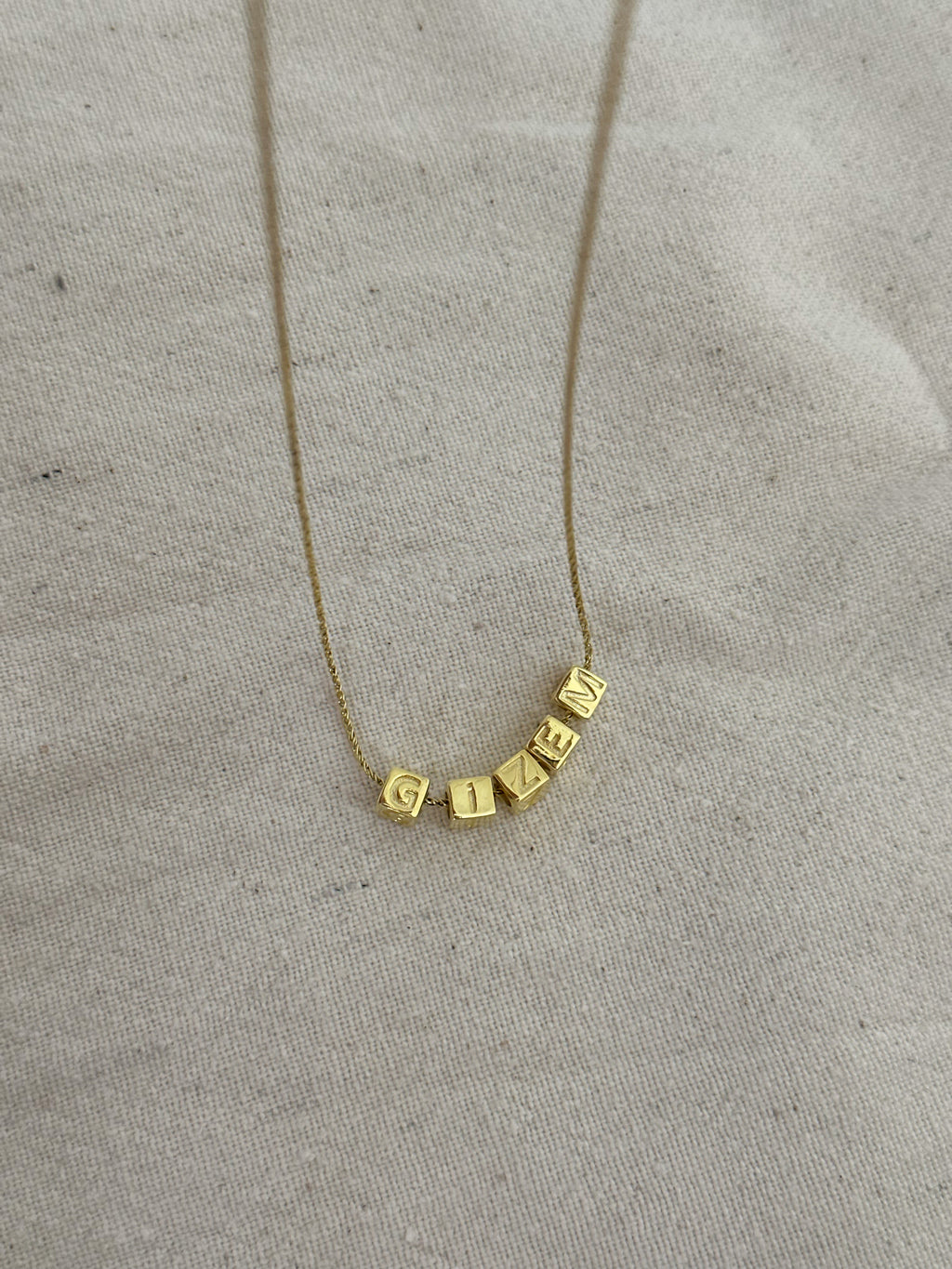 925 | Küp Harf İsim Kolye