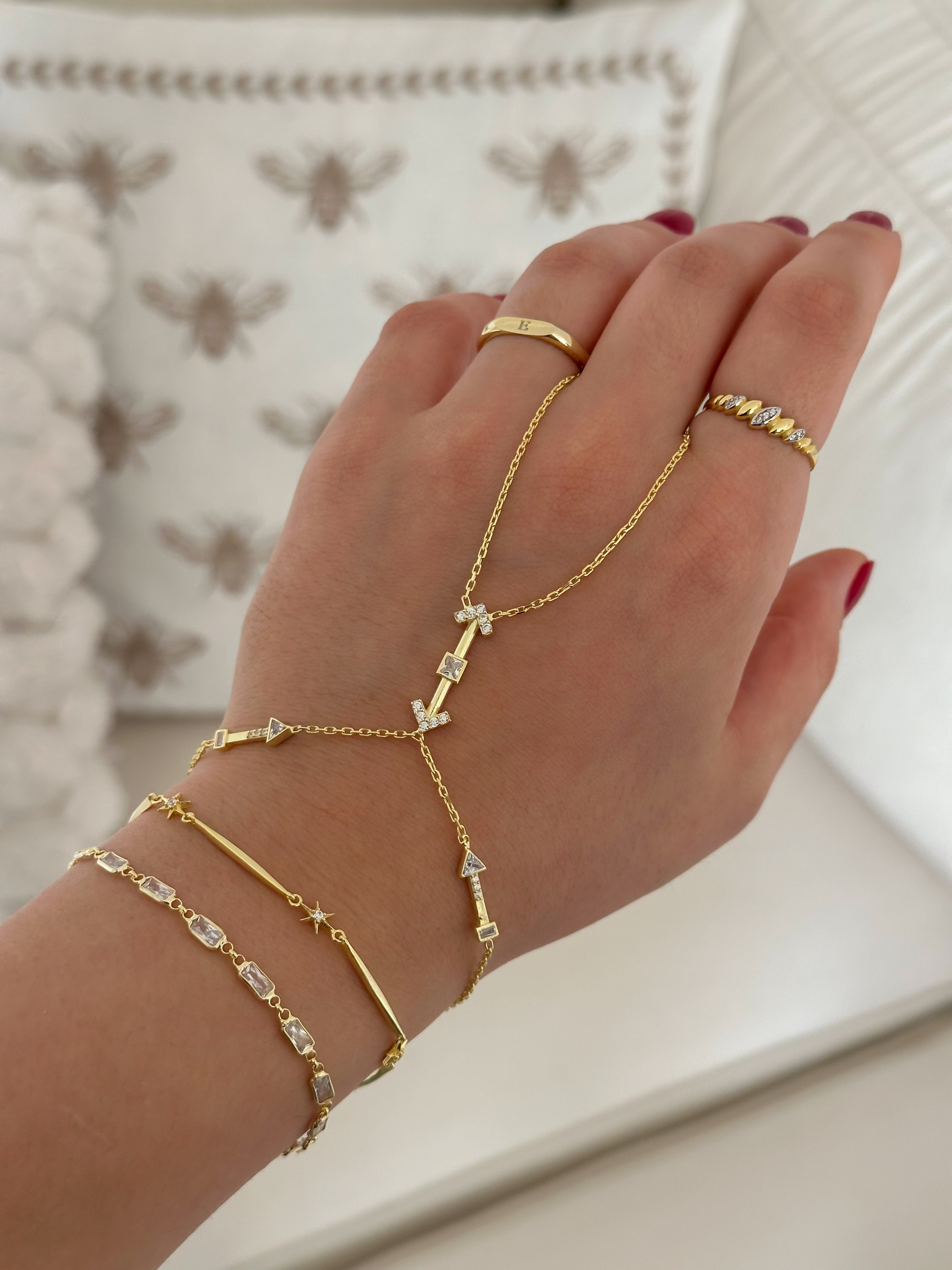 925 | Taşlı Ok Şahmeran