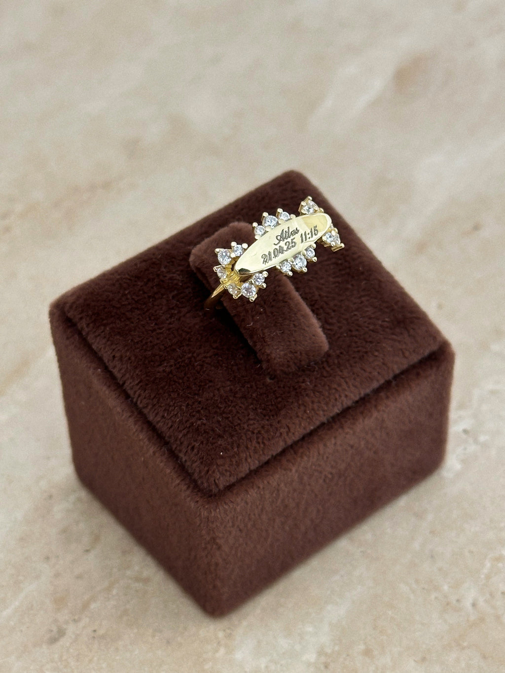 925 | Taşlı Anı Yüzük