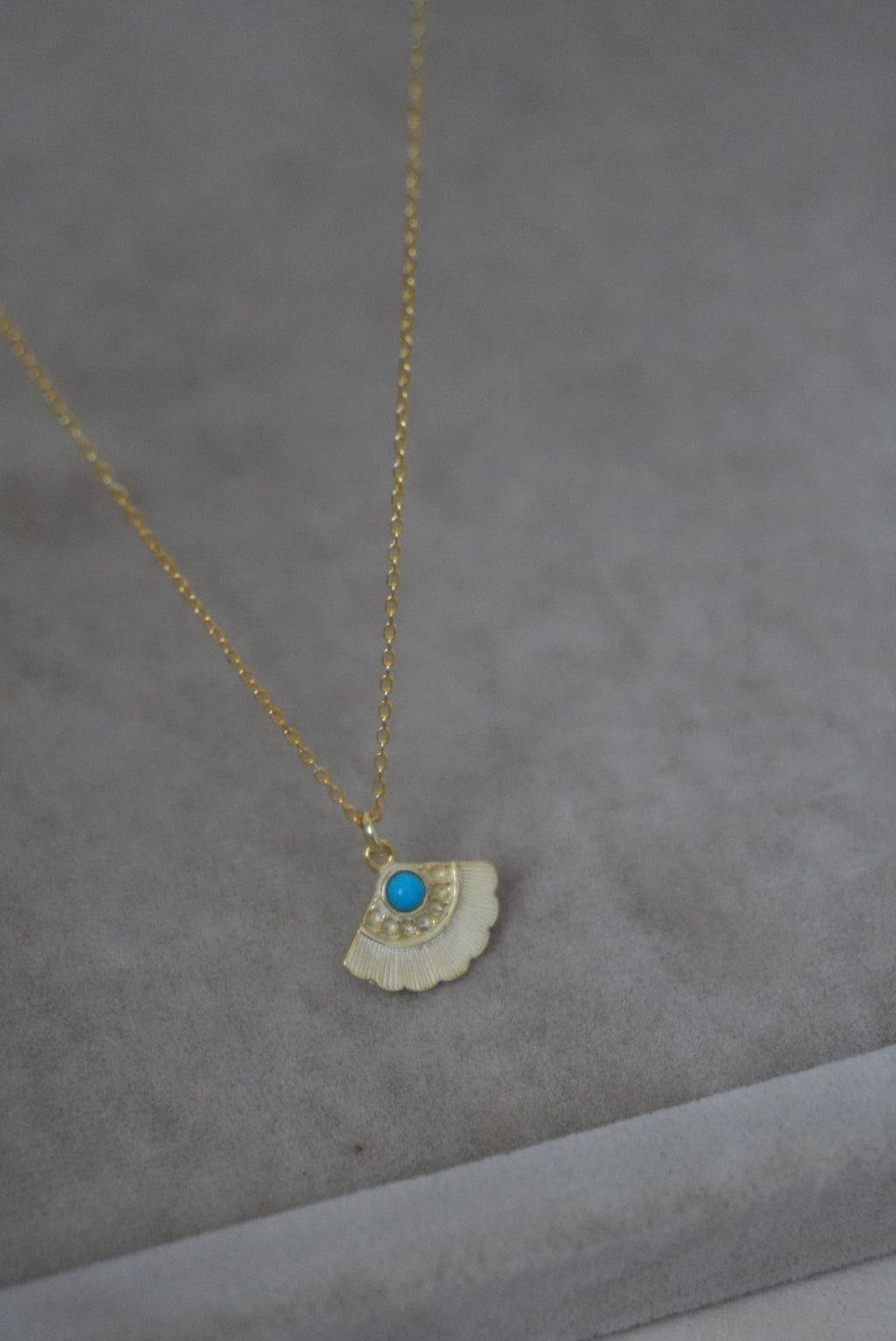 925 | Mavi Taşlı Yelpaze Kolye