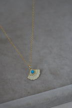 925 | Mavi Taşlı Yelpaze Kolye