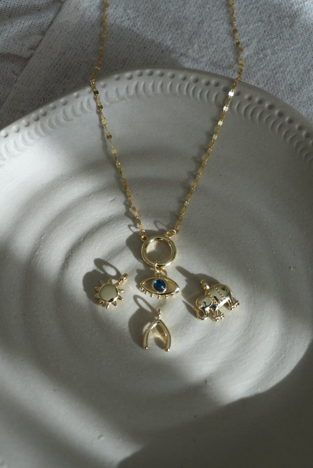 925 | Çok Charmlı Kolye