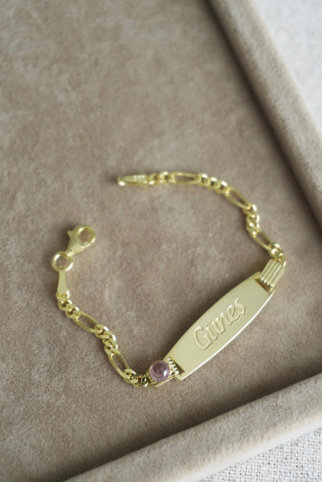 925 | Lila Taşlı Bebek / Çocuk Künyesi