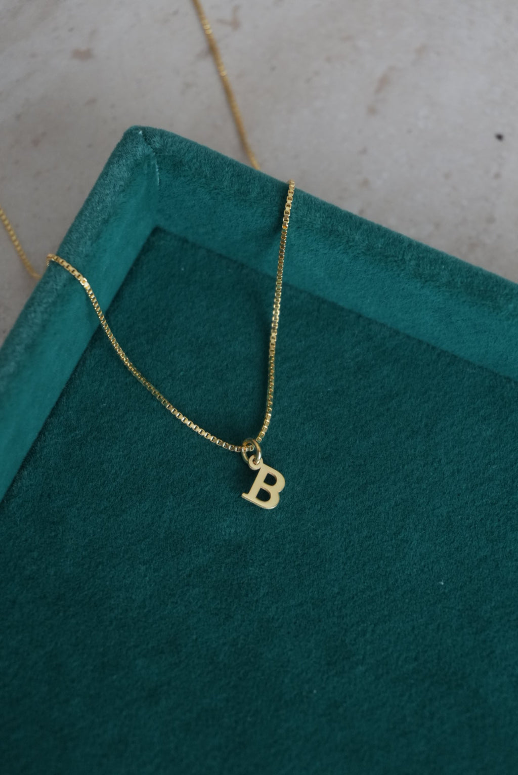 925 | Minimal Basic Harf Kolye