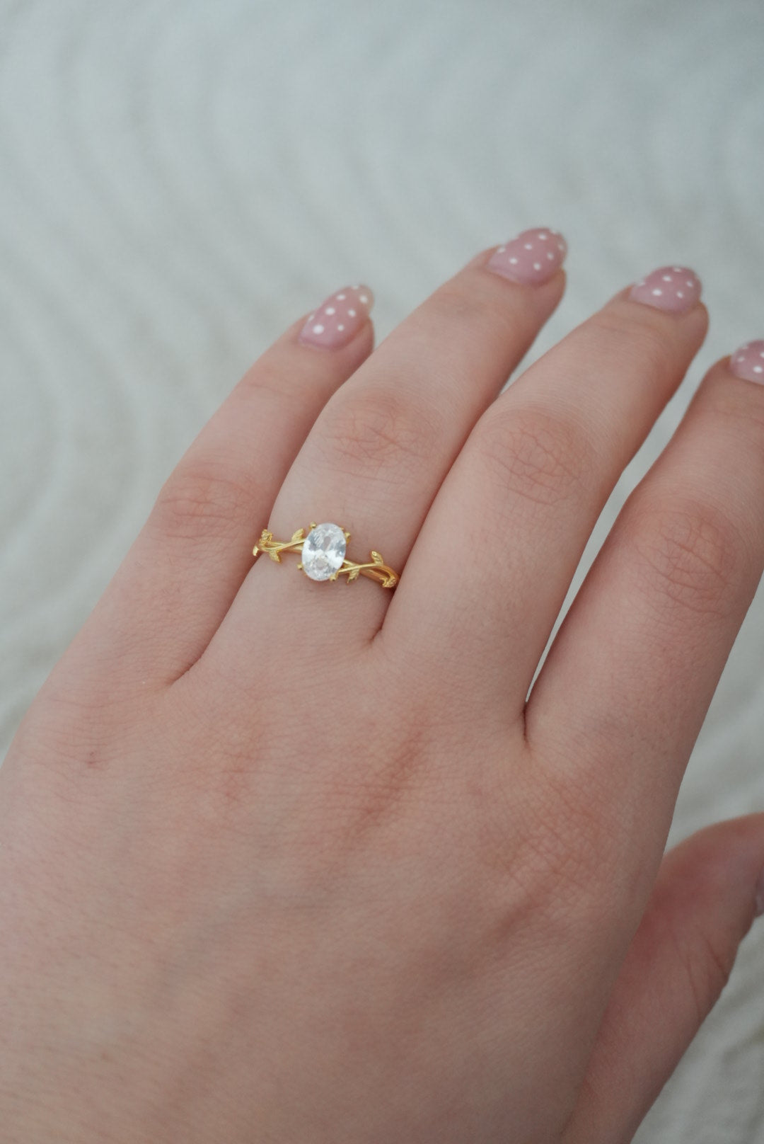 925 | Beyaz Taşlı Sarmaşık Yüzük