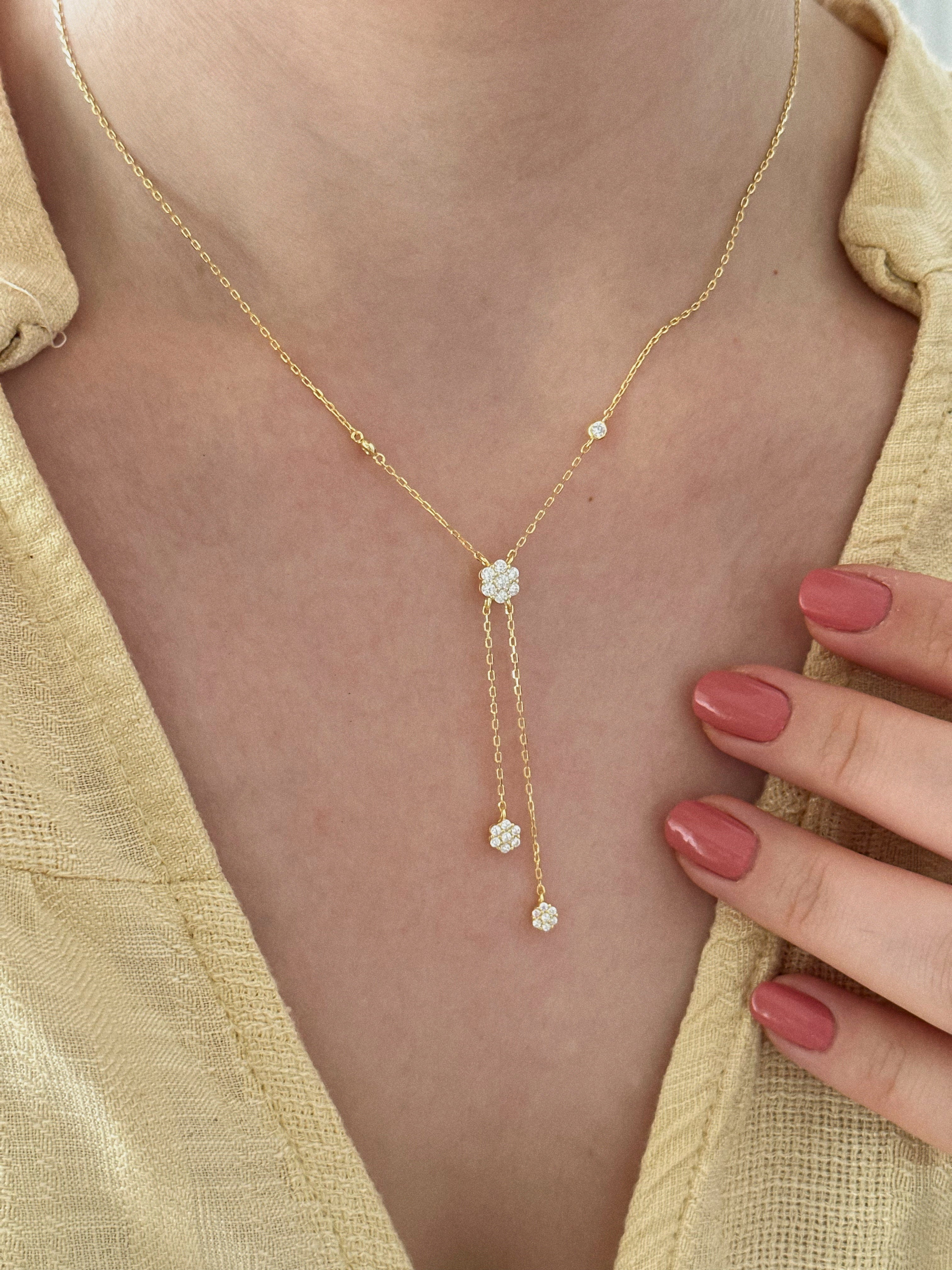 925 | Sallantılı Çiçek Kolye