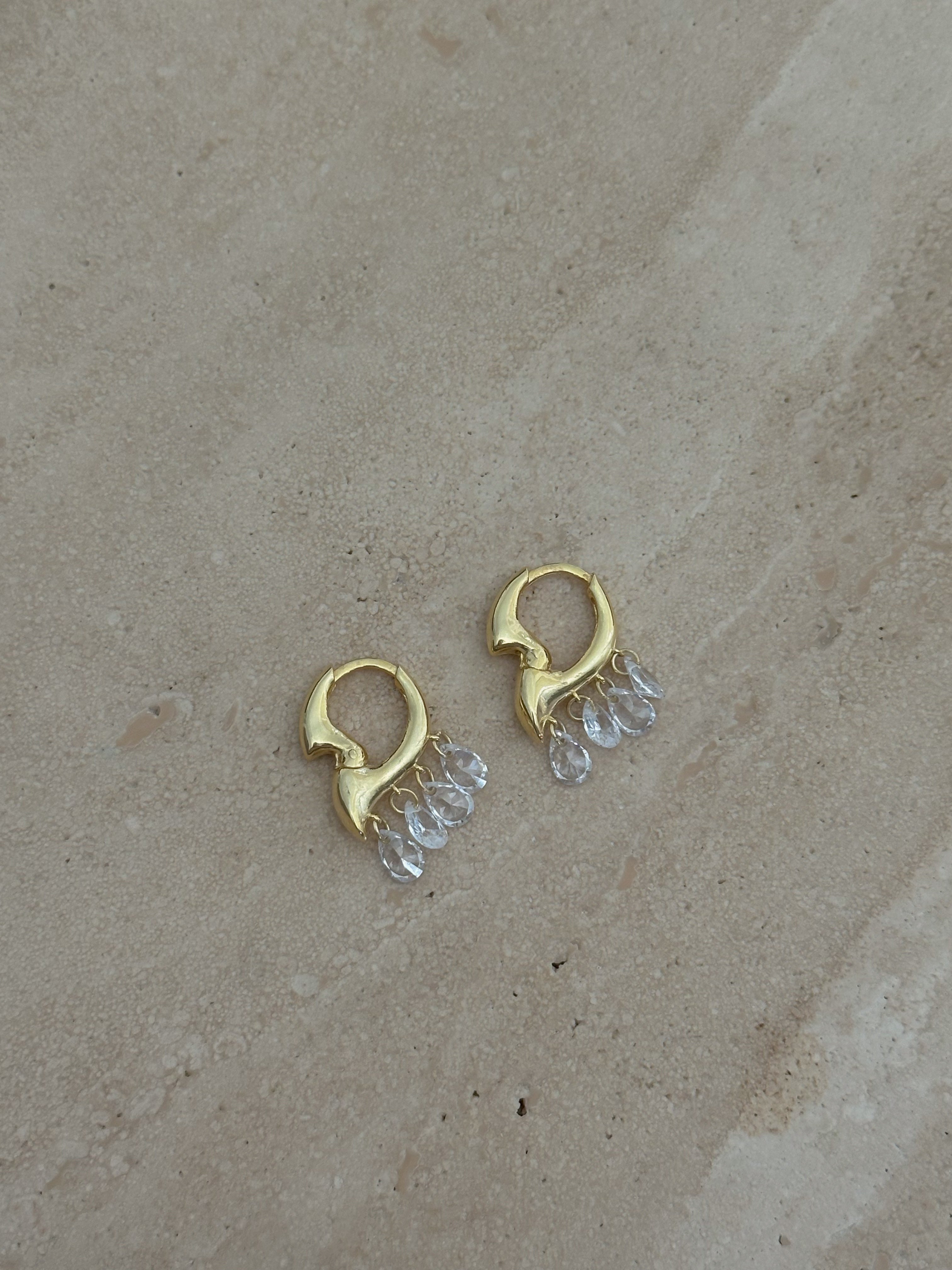 925 | Taş Sallantılı Küpe