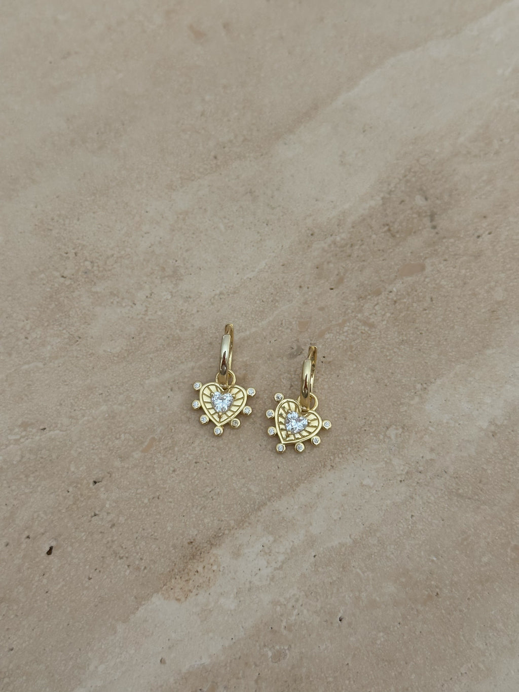 925 | Taşlı Kalp Küpe