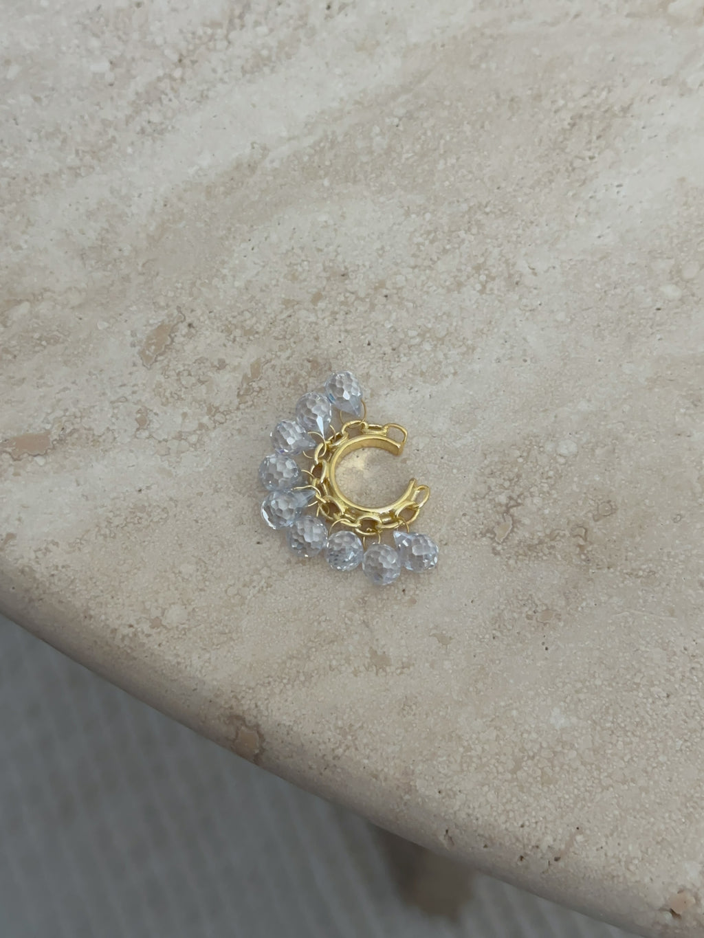 925 | Taş Sallantılı Earcuff