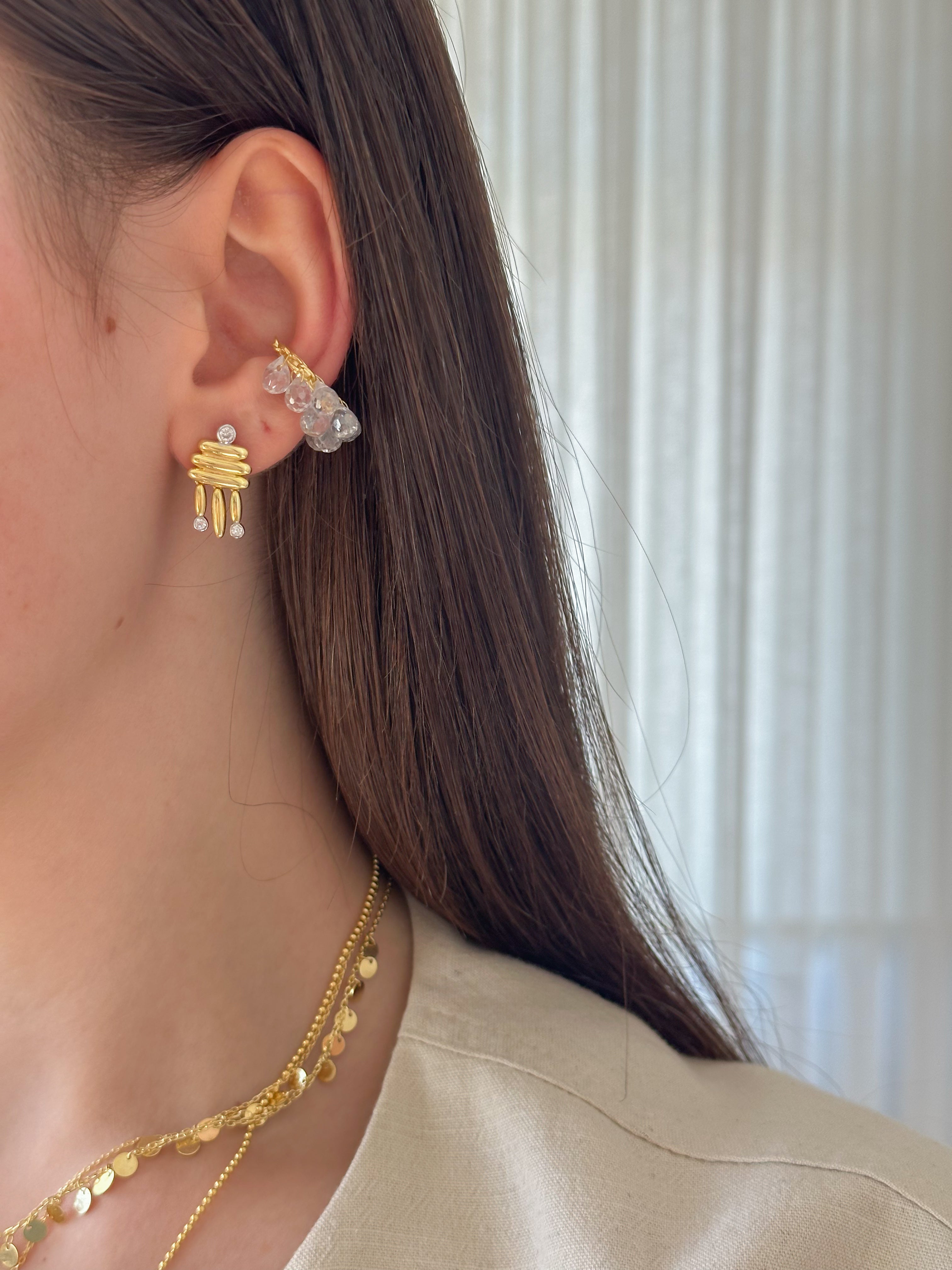 925 | Taş Sallantılı Earcuff