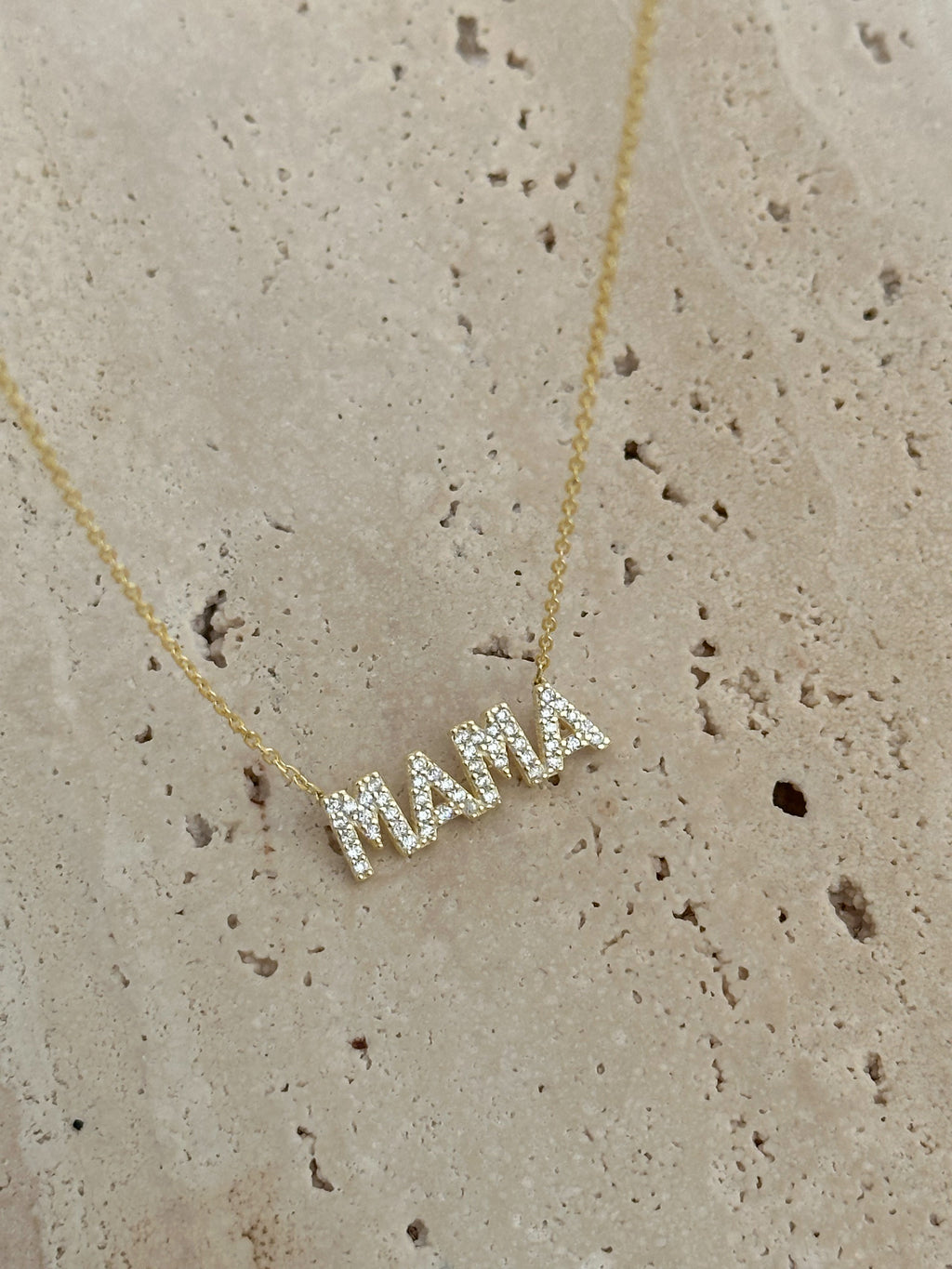 925 | Taşlı Mama Yazılı Kolye
